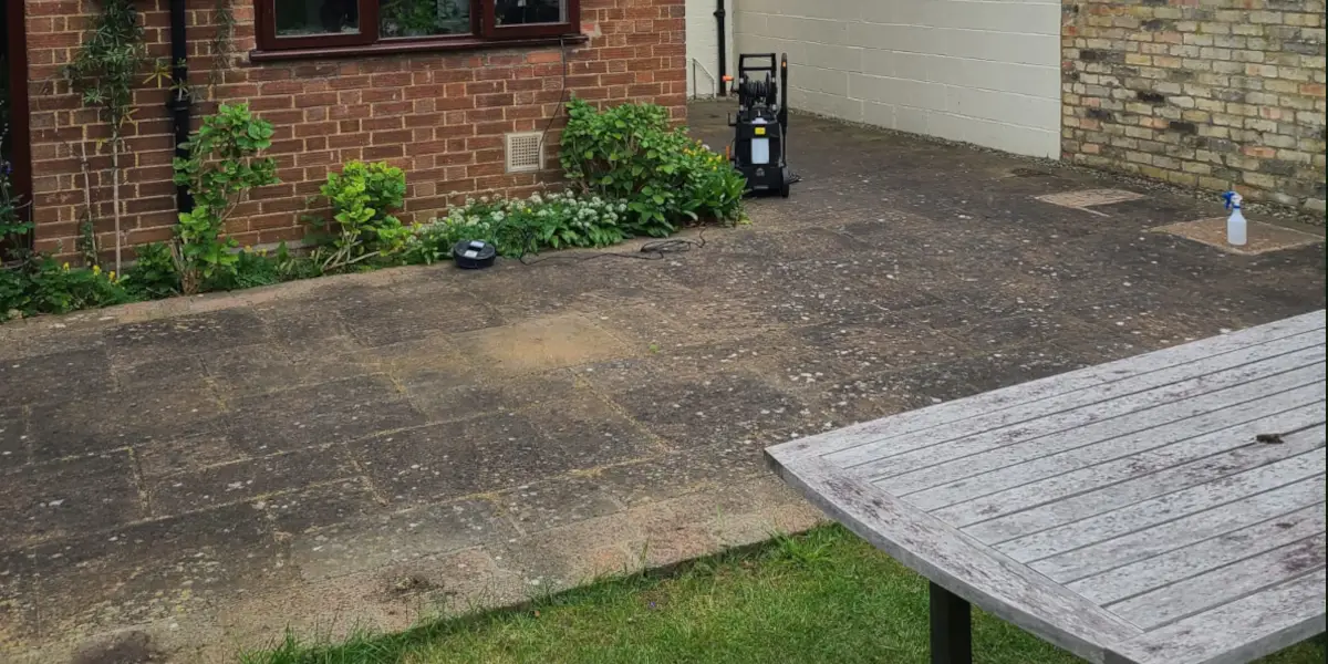 patio cleaning before photo